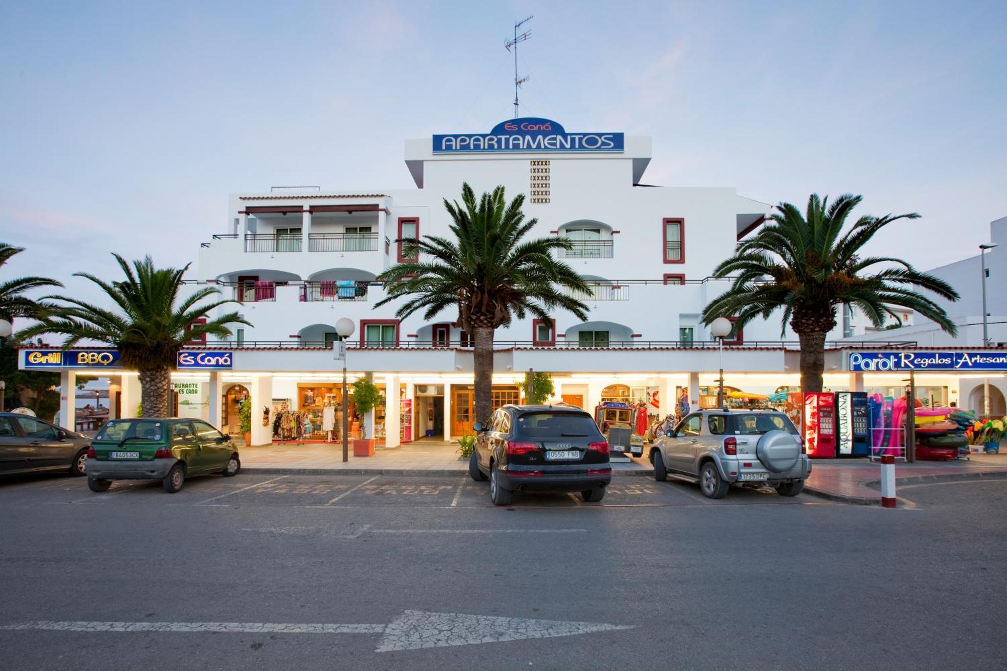 Apartamentos Playa Es Cana ภายนอก รูปภาพ