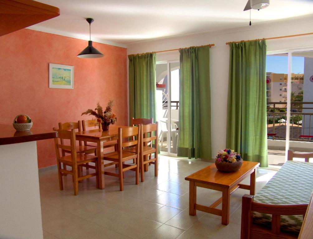 Apartamentos Playa Es Cana ห้อง รูปภาพ